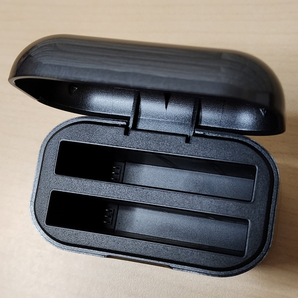 aMagisn Battery Fast-Charging for Insta360 ONE X2 Battery Case Storage Box Grey - Picture 3 of 12